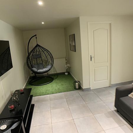 Appartement Cosy Proche Roissy Cdg Asterix Disneyland Paris Goussainville  Exterior photo