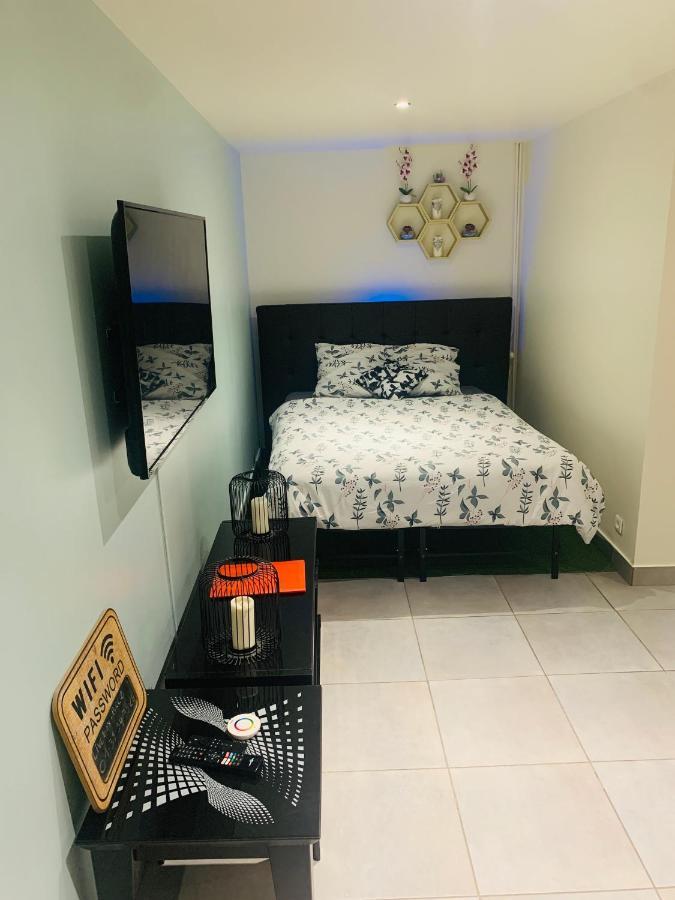 Appartement Cosy Proche Roissy Cdg Asterix Disneyland Paris Goussainville  Exterior photo